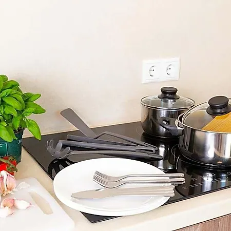 Green Guest House Hotel 3*
